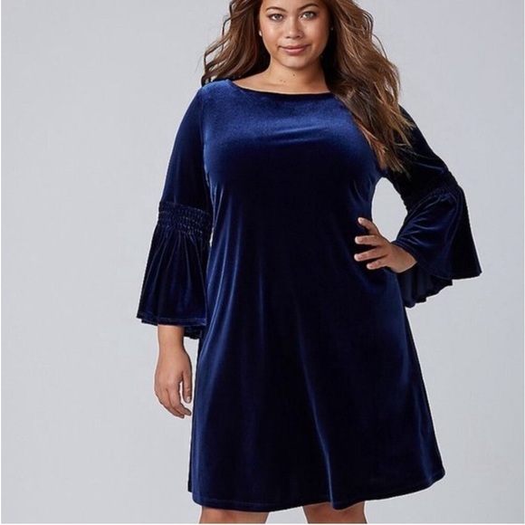 Lane Bryant Velvet Bell Sleeve Dress Blue NWT size 26 28 - Picture 1 of 6